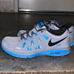 Nike dual fusion